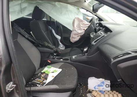 2014 Ford Focus Se z USA, uszkodzony, nr VIN 1FADP3F25EL207311